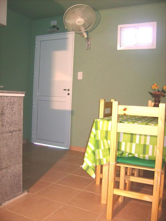 Apartamentos Río Uruguay Colón Habitación foto